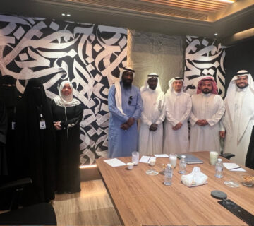 زيارة دكاترة جامعة ام القرى 360x320